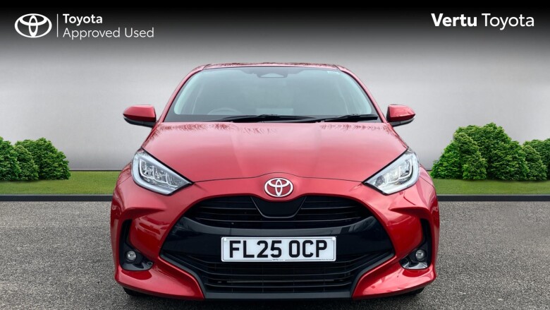 Toyota Yaris 1.5 Hybrid Design 5dr CVT Hybrid Hatchback